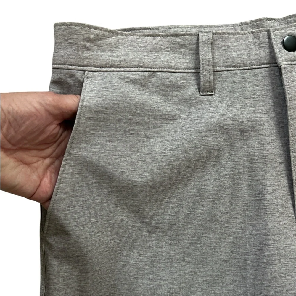 14th & Union Men’s Heather Tan‎ Grey Hybrid Shorts Size 32 NWOT